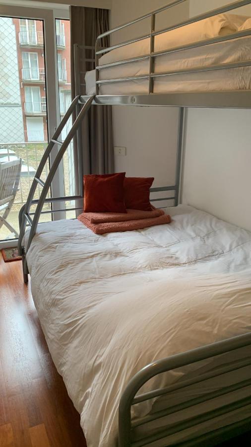 Ruim Vlakbij Zee Met Parking Apartment Knokke-Heist